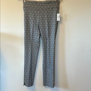 Roz&Ali black/grey pattern stretch pants wide waistband straight leg size 8 NWT